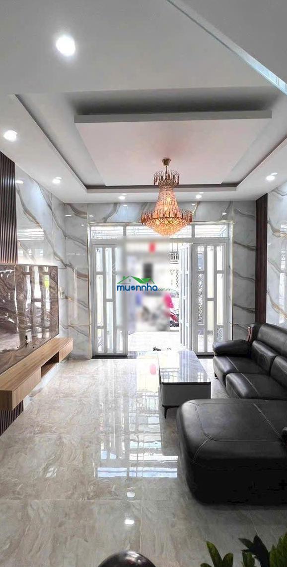 Chị chủ cần tiền trả ngân hàng, cần ra nhanh căn nhà q12