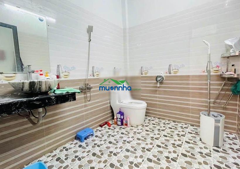 Nhà kiên cố, cao ráo, 5x26 131m2, hồ văn tắng, 900 triệu, hỗ trợ vay 3 bên, sổ hồng riêng