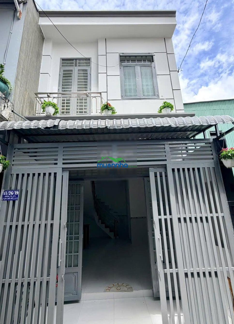 3,38 tỷ - nhà đẹp shr ngang 4m - tân thới hiệp 20 - hẻm an ninh sạch sẽ
