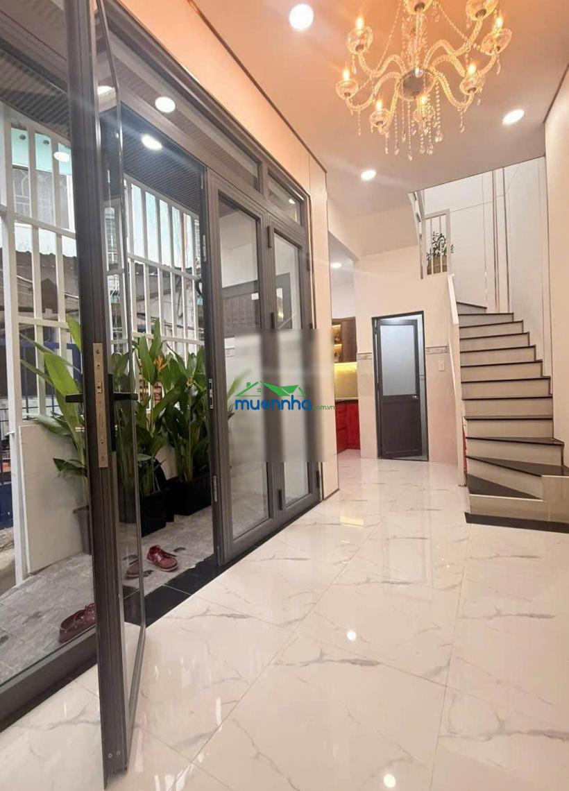 Chính chủ bán nhà 1triệt-1lầu (7x3,25m),gần sân vđ gia định. sổ riêng-giá:3tỷ550tr (có sổ)
