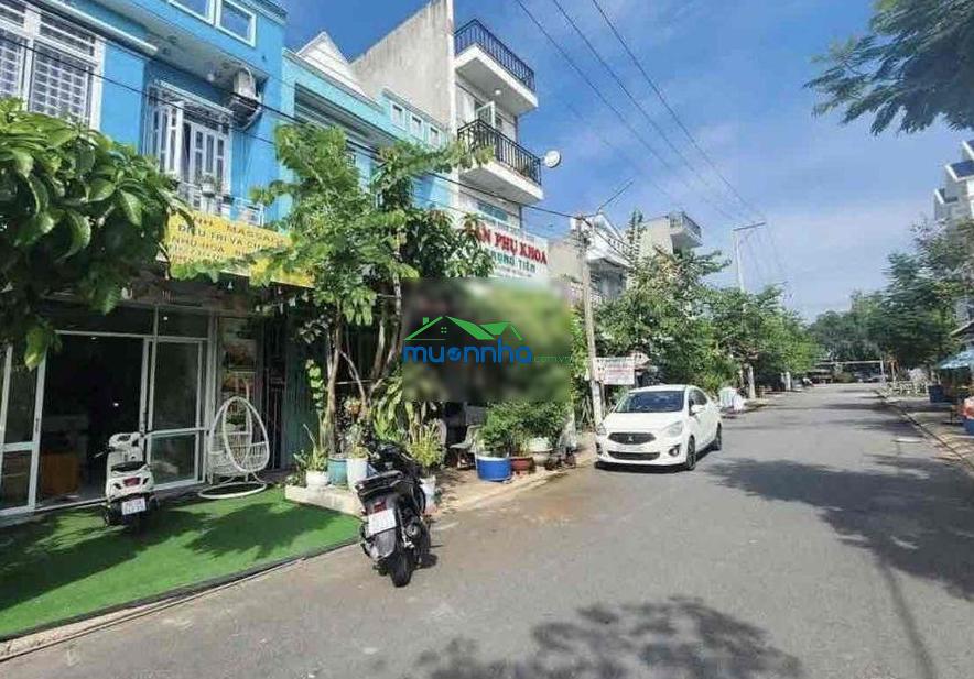 2,3tỷ sở hữu nhà qui đức mặt tiền đường thông thoáng thuận tiện cho việc kinh doanh buôn bán - 2