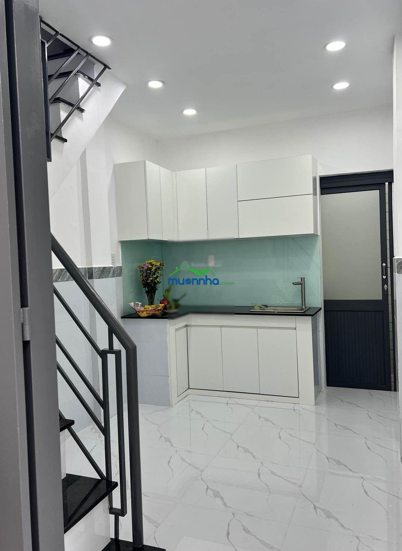 Bán nhà 2 tầng gần chợ thủ đức, p. linh chiểu, tp. thủ đức dọn vào ở ngay. chỉ 1.9 tỷ - 2