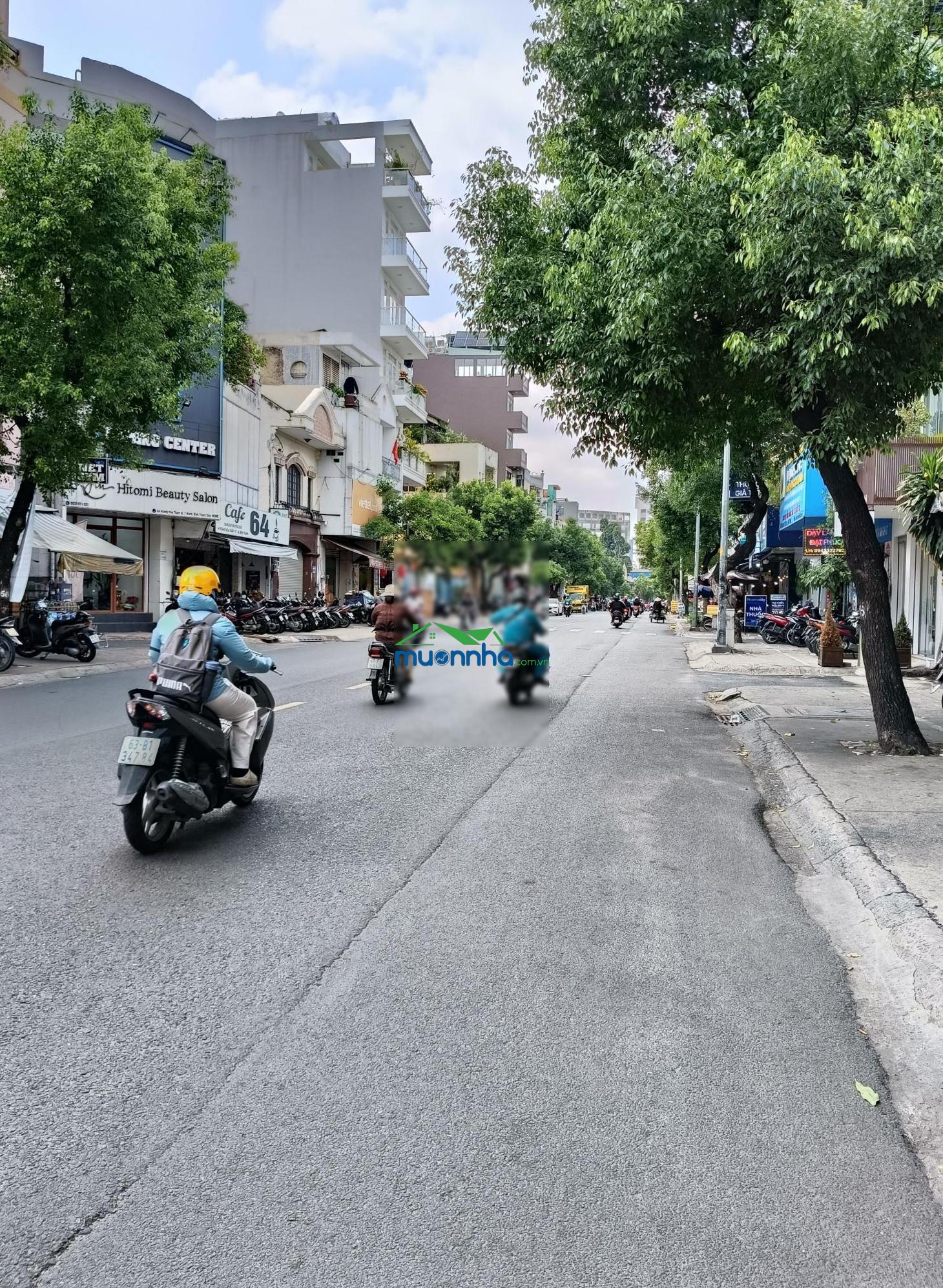 Hẻm 6m. hoàng hoa thám. f6. bình thạnh. dt: 6x20m. kết cấu 4 tầng. giá 13 tỷ. chdv. thu nhập 60tr/t