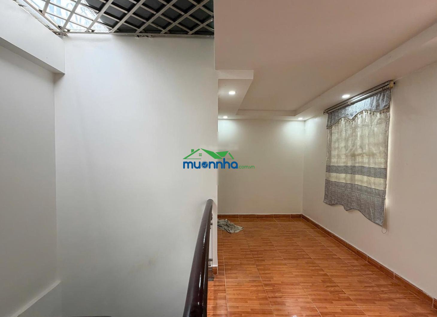 Bán nr 4pn, 4wc tại 27/40/16 huỳnh tịnh của, p. 4, q. 3, 7,5 tỷ vnd, 40m2 - 2