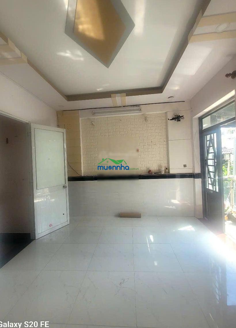 Nhà hai mặt tiền hẻm hình chữ l thoáng gần trường học cấp 1 cấp 2 - 3