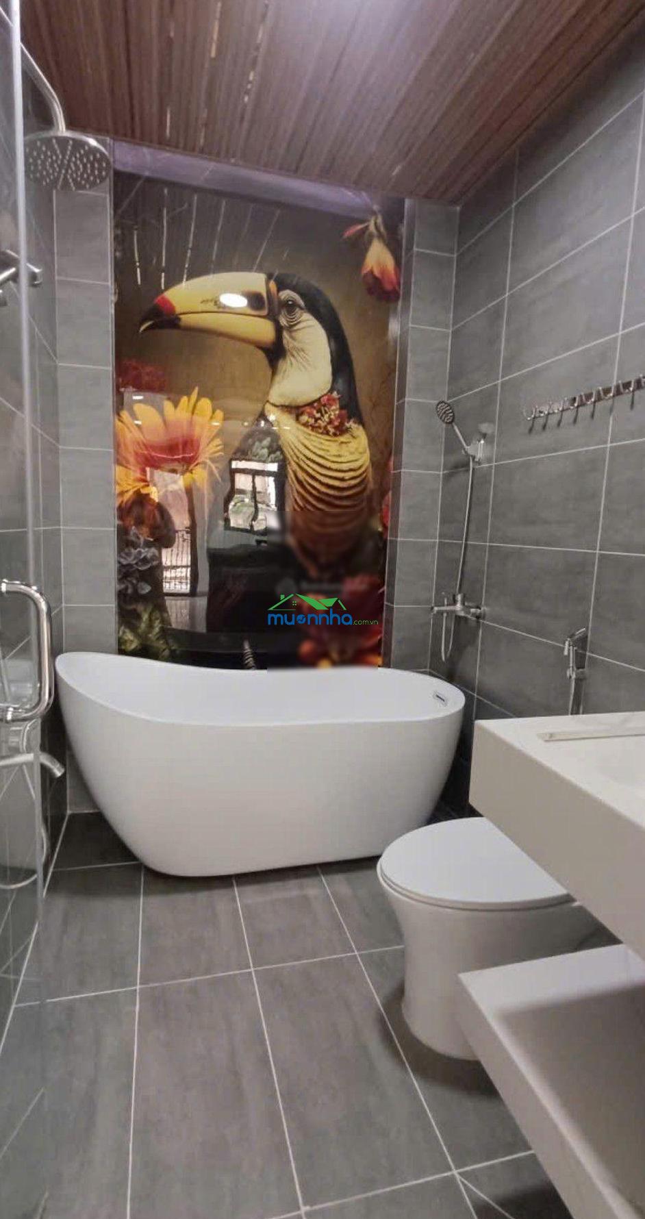 Bán nhà ri phạm hùng p.4, q.8, 7,2 tỷ, 42m2, 4 tầng, 3pn, 3wc - 2