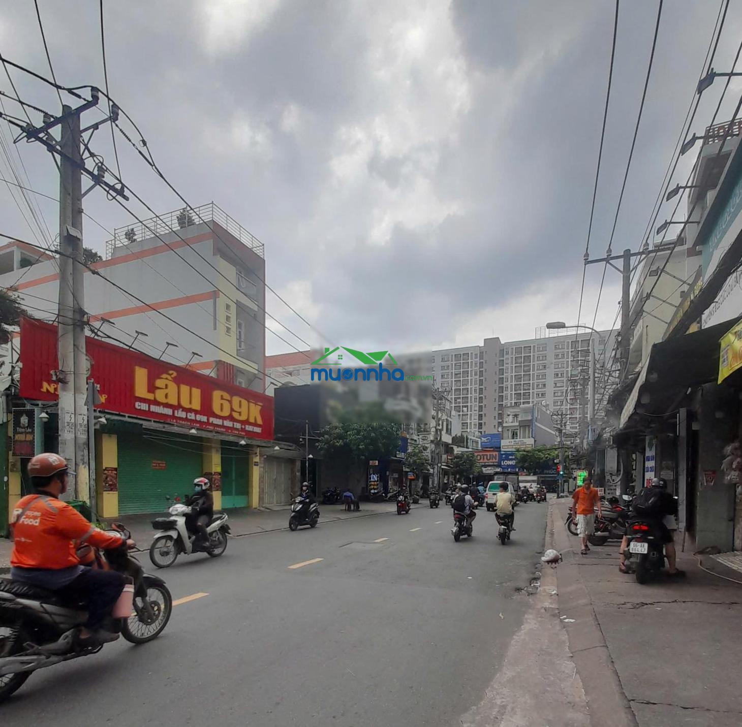 Bán nhà hẻm xe hơi 6m thạch lam, q. tân phú, dt 4x17m, nhà cấp 4