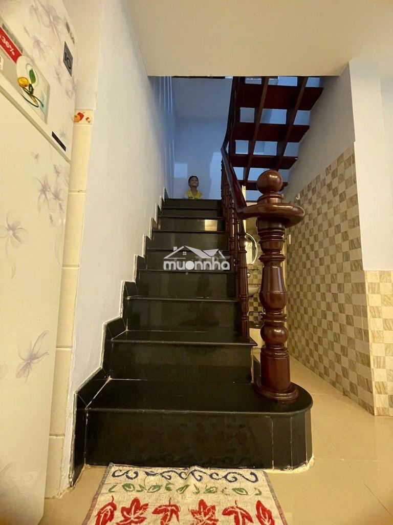 🔥 Sốc! nhà 3 tầng sát mặt tiền lê thị riêng - q1 - chỉ 14tr! 🔥 - 4