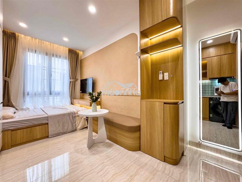 Cho thuê chdv nội thất cao cấp hoàng sa q3 sát trung tâm q1