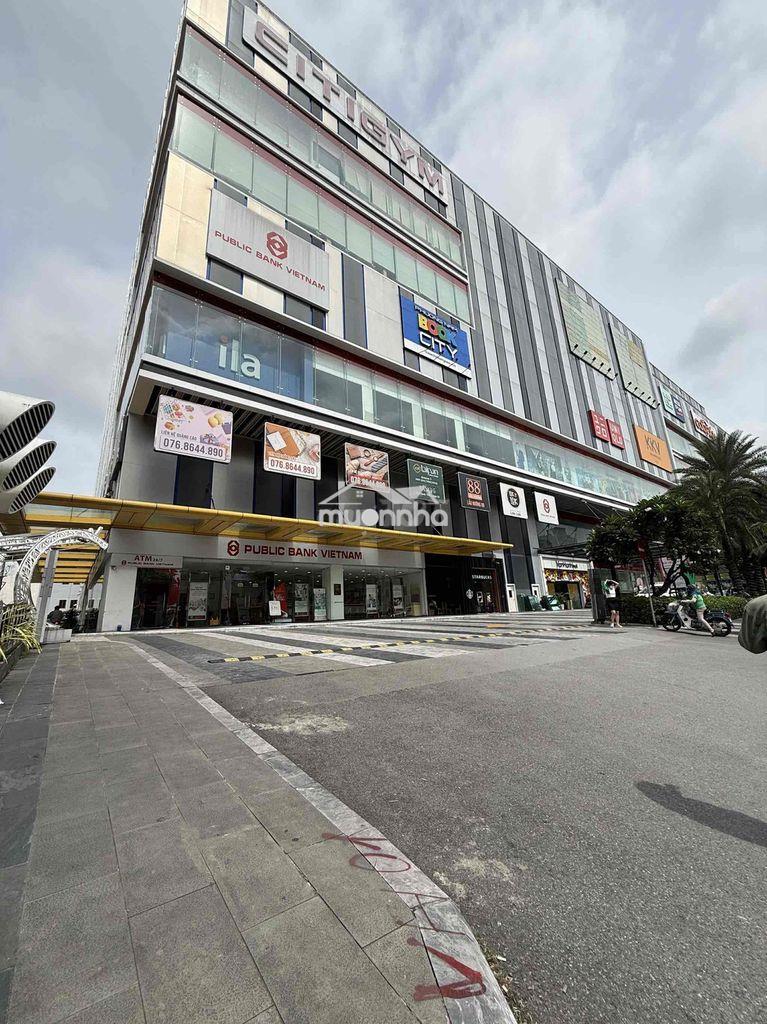 🔥 Q10 gần vạn hạnh mall – giảm 200tr – chỉ 4.7 tỷ 🔥 • 📍3,3m x 7,7m - 2