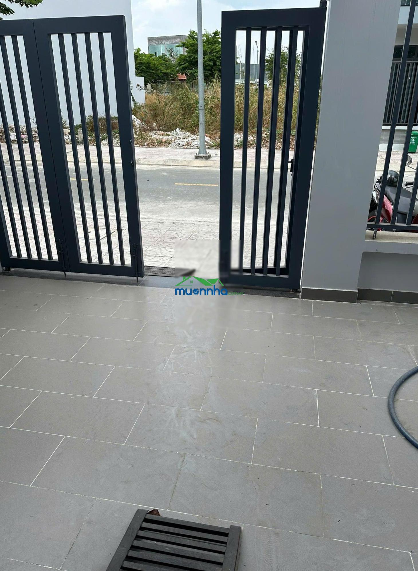 Cần bán gấp nhà 4 tầng khu đô thị mới xuân thới đông hóc môn - Ảnh 4