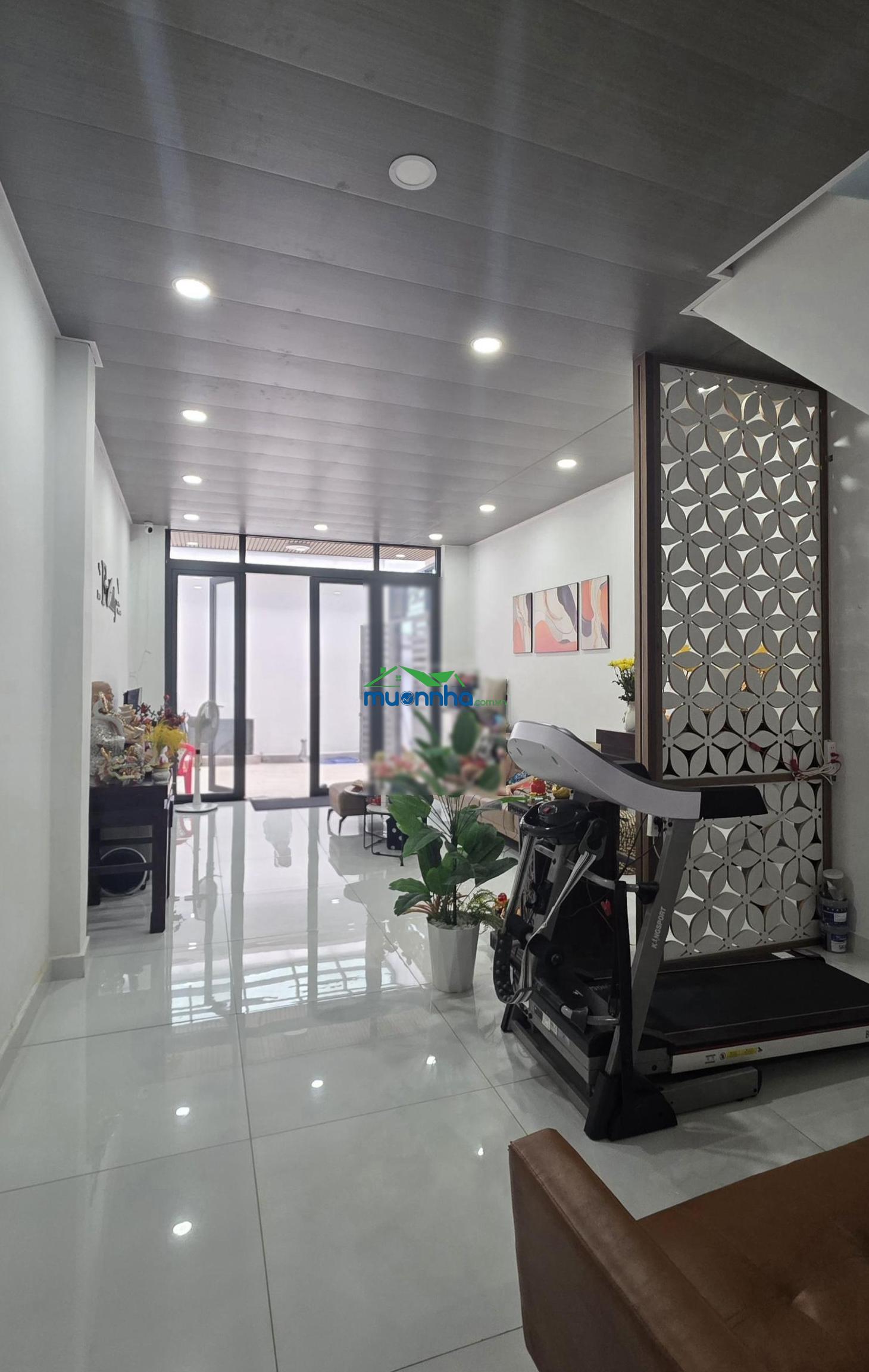 Bán nhà 2 tầng trịnh đình trọng quận 11 với 78m2 (4x19) chỉ 6.7 tỷ 15m ra mặt tiền