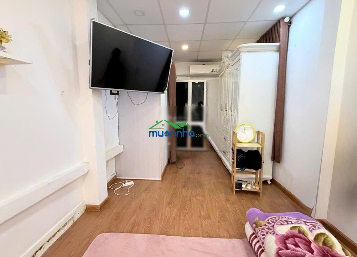 Giảm 600tr, bán nhà cấp 4 (2,5*18m) hòa hưng, quận 10 - 2