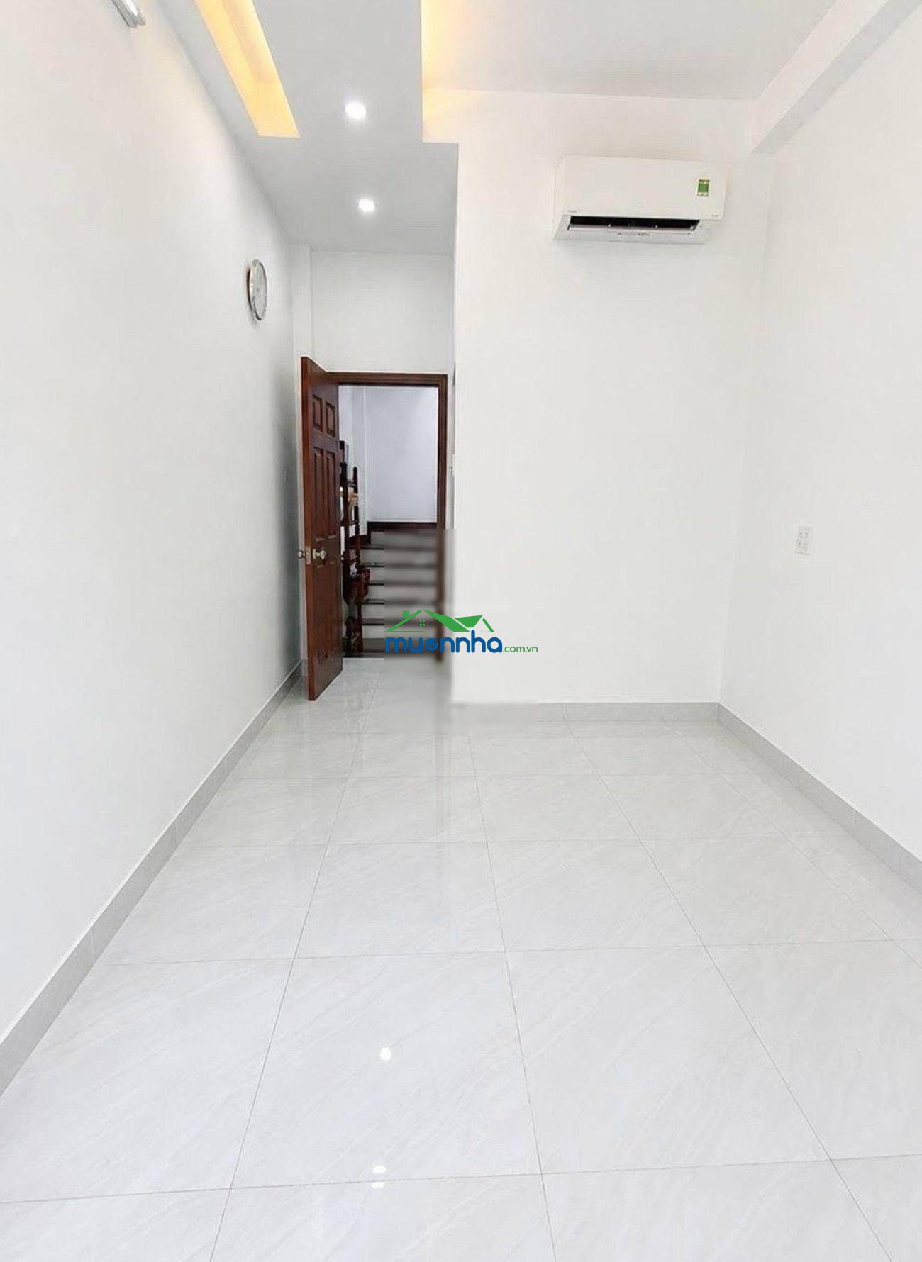 Nhà 4 tầng 30m2, 3pn hẻm xe hơi đậu cửa - phan đăng lưu - p.3 bình thạnh - chỉ 6.x tỉ tl
