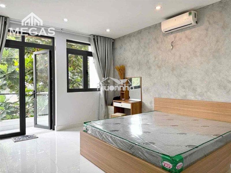 Ban công tên lửa - aeon bình tân