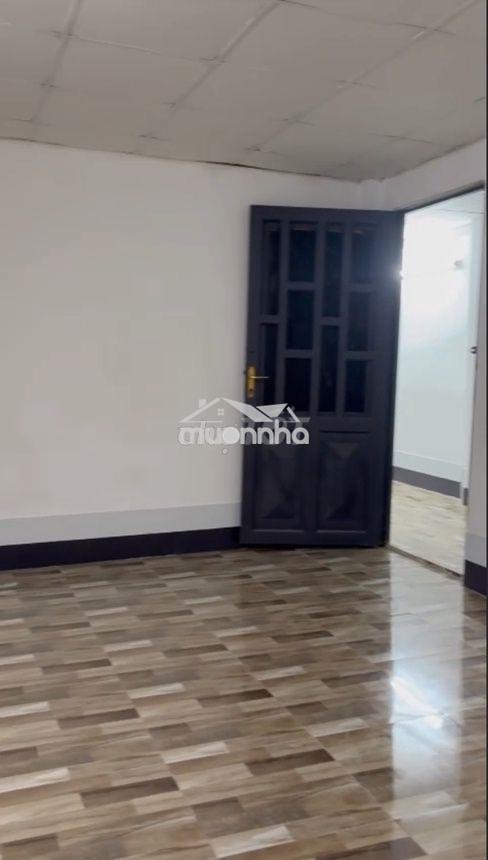 Cho thuê ktx ở ghép có máy lạnh, wc, quốc lộ 13 cũ gần vạn phúc, mới. - 2
