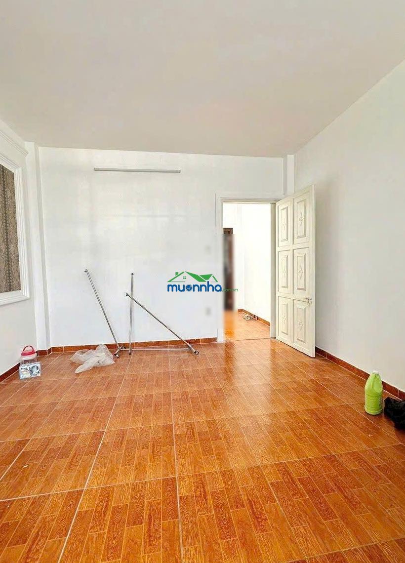 Bán nhà 4 tầng 4x20 đường 8m lâm văn bền 12 tỷ