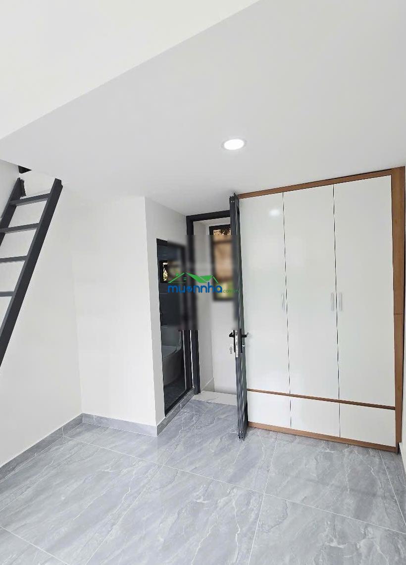 Nhà mới - 2 tầng - cách hẻm xe hơi 5 căn nhà - 2.99 tỷ còn bớt. - 2