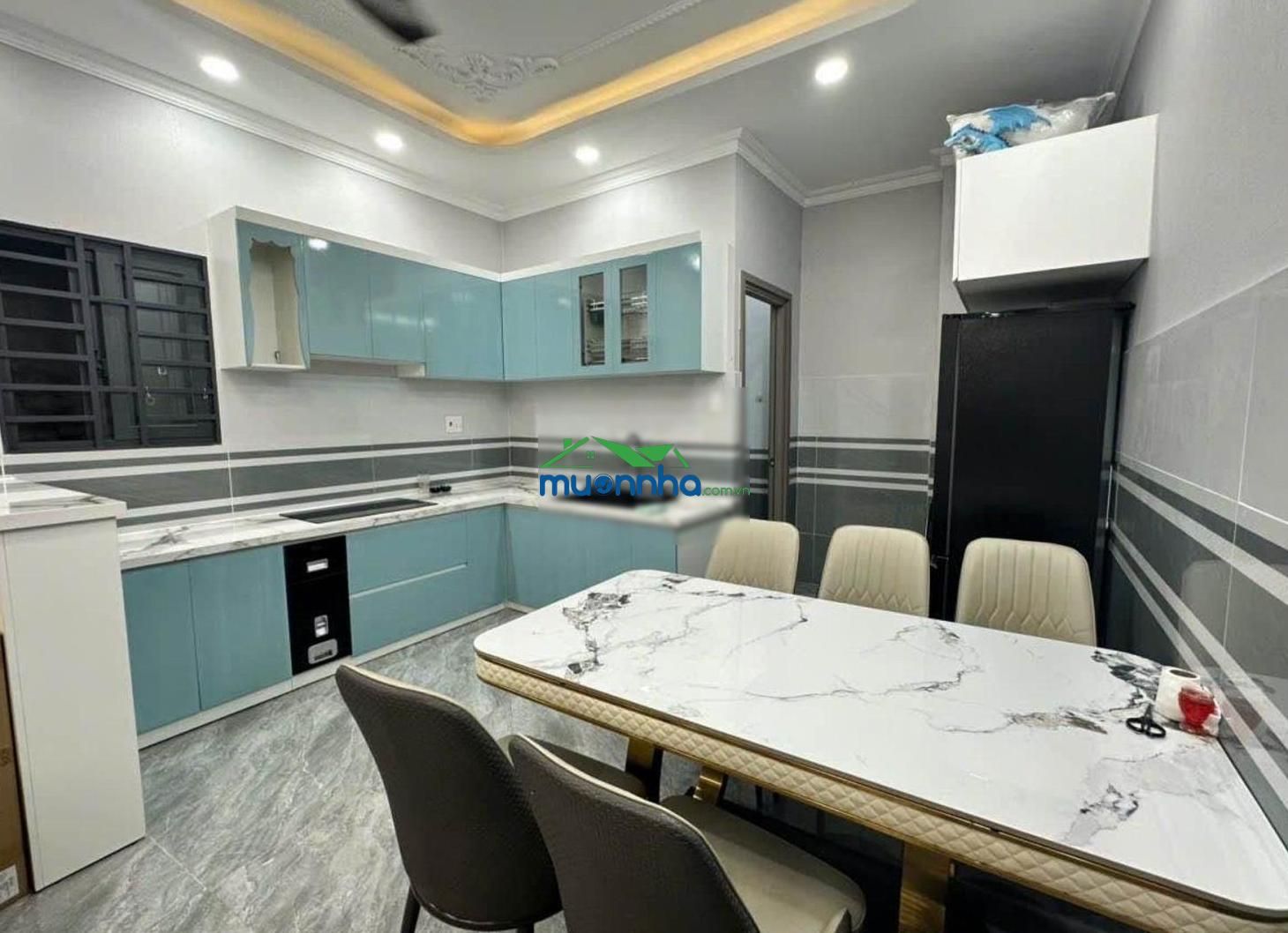 Nhà quận 7, sát kdc nam long, dt 80m2, chỉ 7.x nhỏ - 2