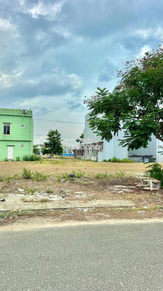 Khu đô thị sô 9 gần chợ điện ngọc
