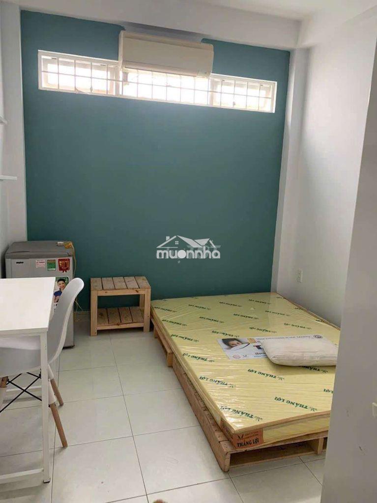 Cho thuê phòng giờ giấc tự do.đường huỳnh văn bánh .p 13. q.phú nhuận  - 4