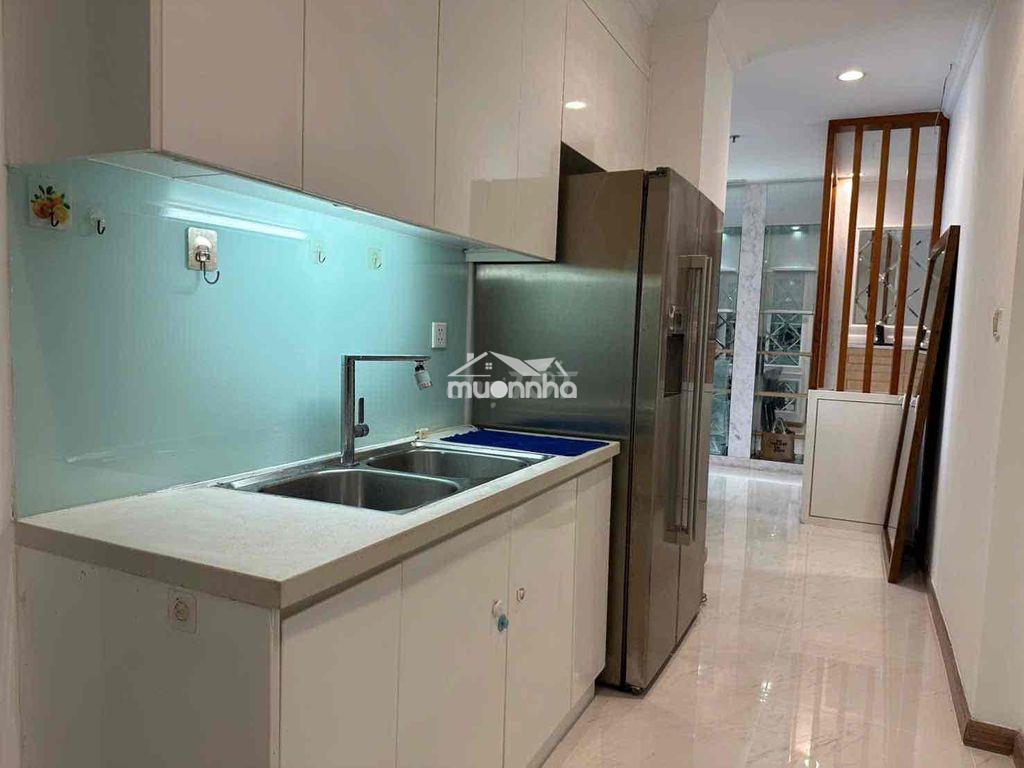 Cho thuê căn 2 phòng ngủ, toà cemtral 1. ở vinhome tân cảng - 3