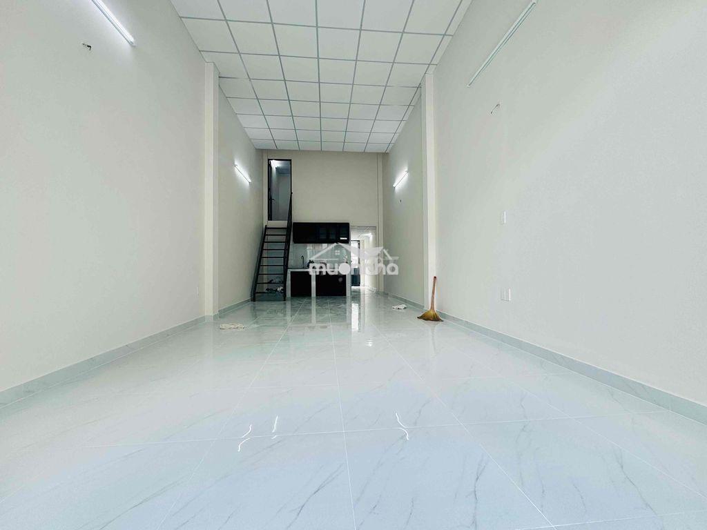 💥Cho thuê nhà mới. sân rộng, p khách rộng, 2pn, tại đường vườn lài - 2