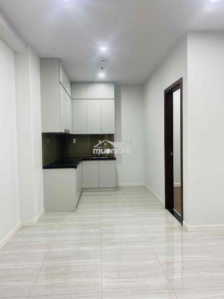 Tìm ghép bạn nam phòng master căn góc 3tr450k - bcons làng đại học - 2