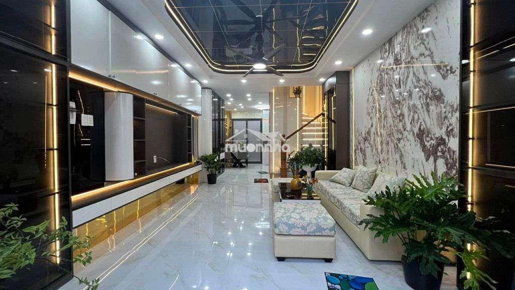 Nhà hẻm 3,2m phần văn hân bình thạnh 2 tầng,4pn,3wc,60n2 giá  6ty55 - 3