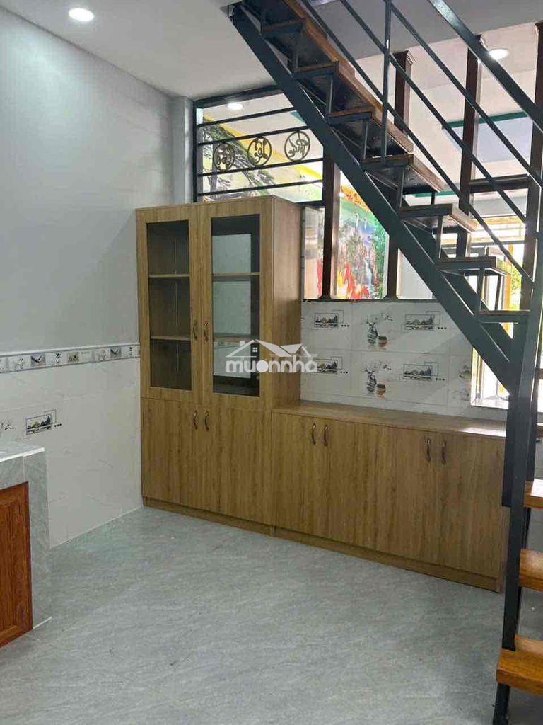 Cho thuê nhà mới tinh đường liên ấp 26 vla lầu suốt sạch sẽ ở ngay