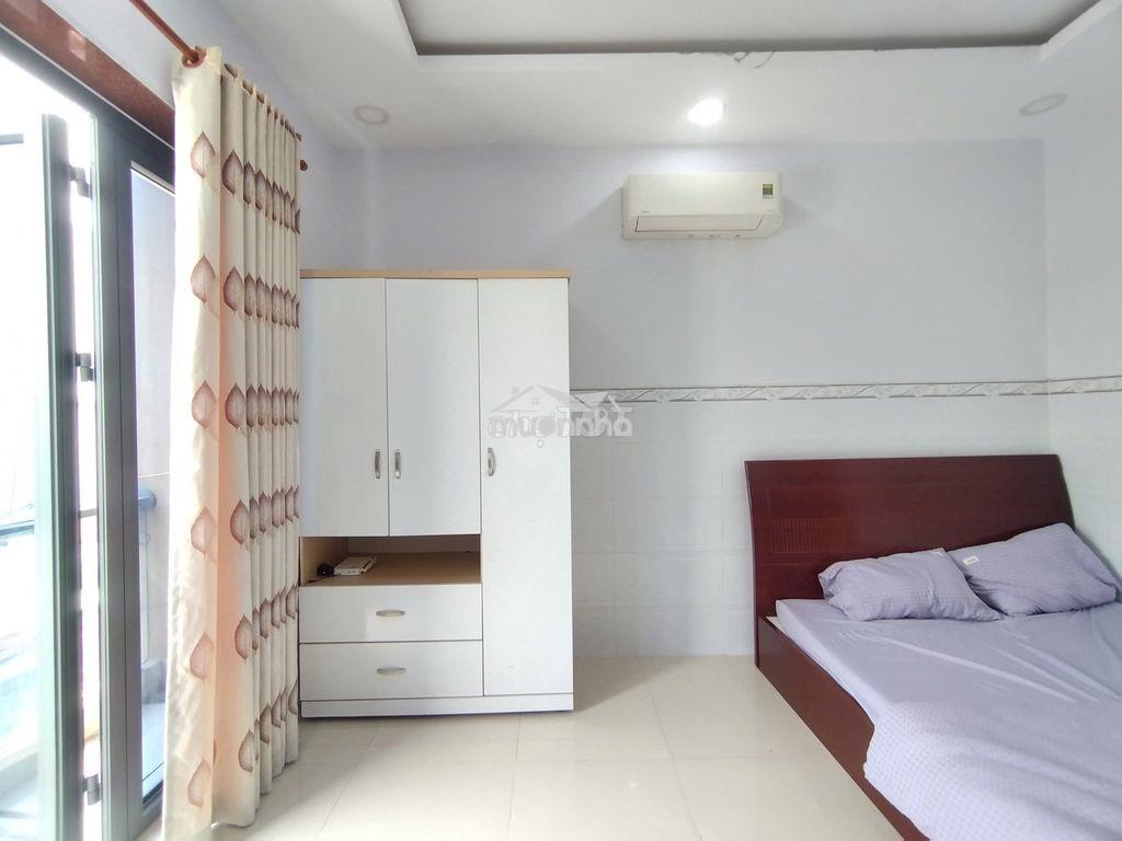 Phòng ban công thoáng đường lò siêu - lãnh binh thắng quận 11 - 4
