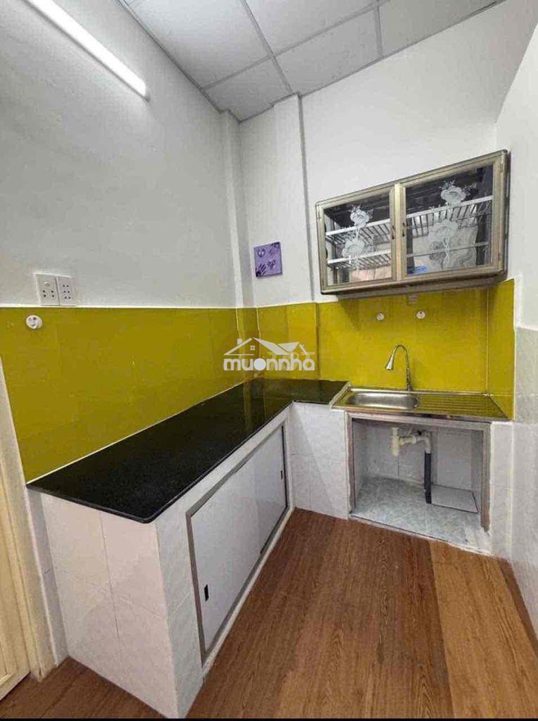 Cho thuê nhà cấp 4 .trần quốc toản q3 - 4