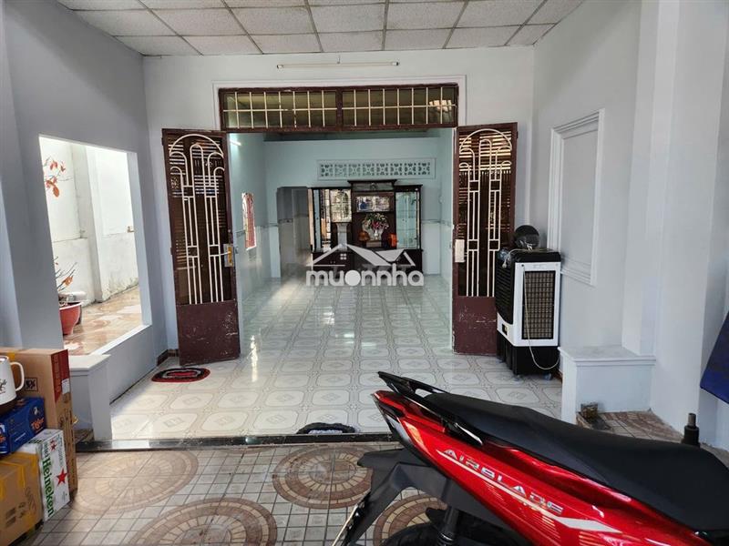 Cho thuê nhà cấp 4 rộng thoáng mát sạch sẽ, an ninh tốt