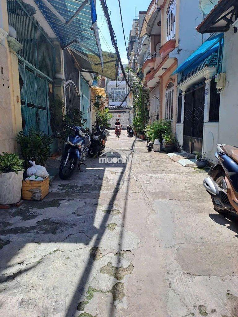 Nhà trệt lầu hẻm xe hơi 7*6: 4.6ty tl - 3