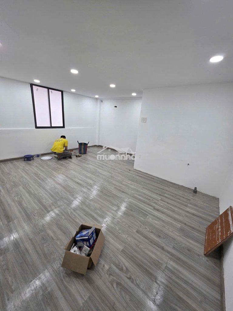 6tr5 phòng trung tâm cầu vượt đường 3/2 q10 rộng 30m2, cửa sổ trời. - 4