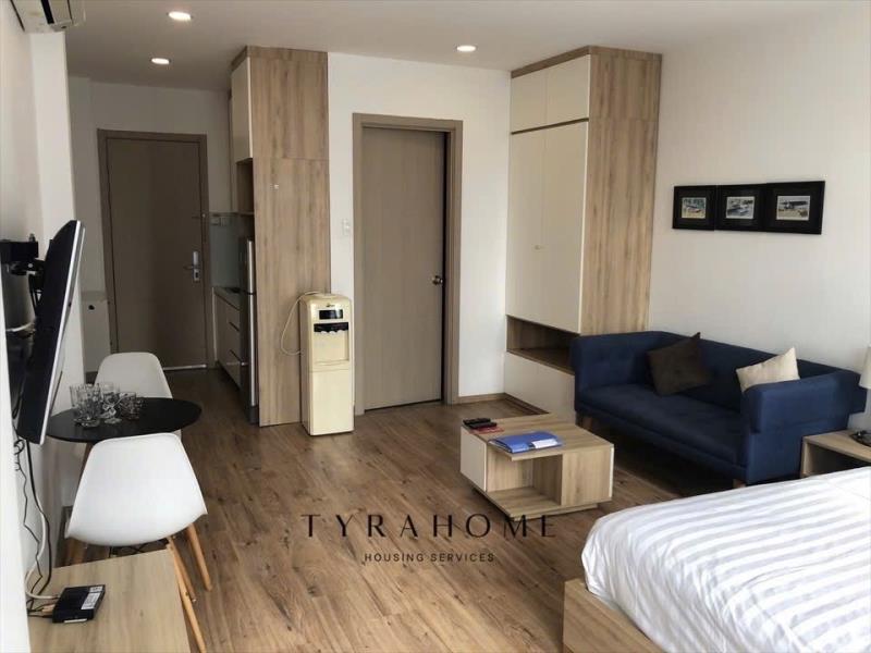 Studio ban công thang máy, mgr gần phố nhật phạm viết chánh, cầu ba son, công trường mê linh quận 1 - 3