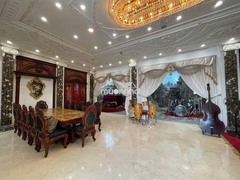 Cần cho thuê nguyên căn hẻm 781a lê hồng phong. dt: 5 x 20m, 3 tầng.