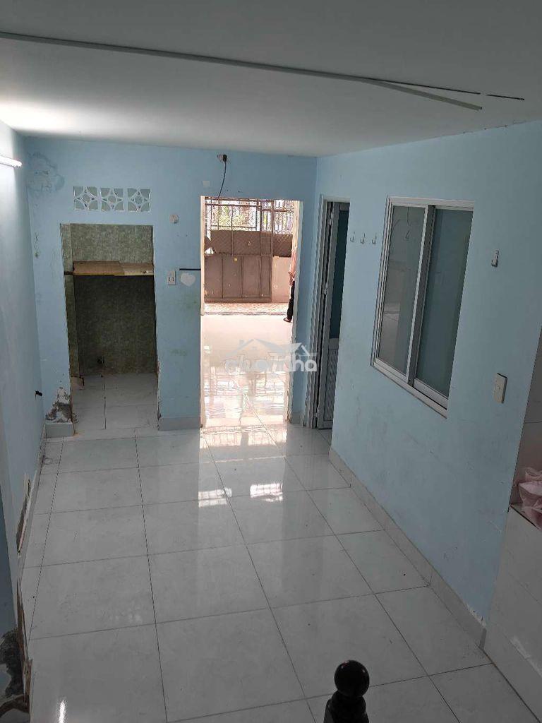 Nhà cho thuê nguyên căn ngay tân bình 3pn giá 10tr - 3