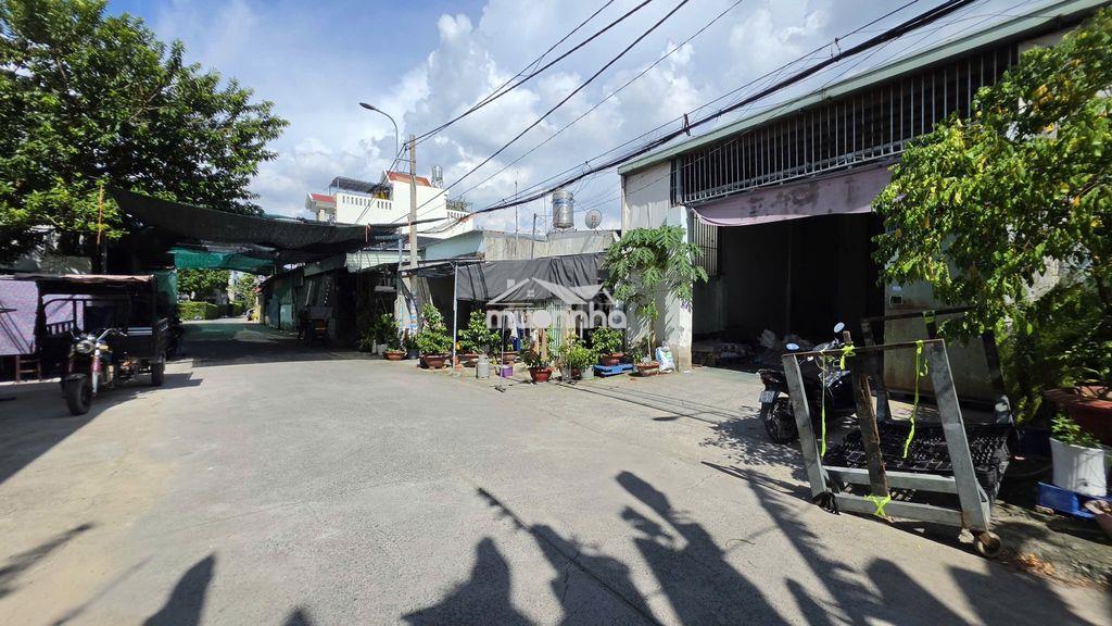 Xưởng cho thuê dt 600m2, có lửng, gần chợ chữ s, xã xuân thới đông - 4