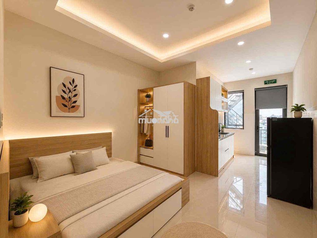 Studio ban công full nội thất ngay mũi tàu trường chinh - 3