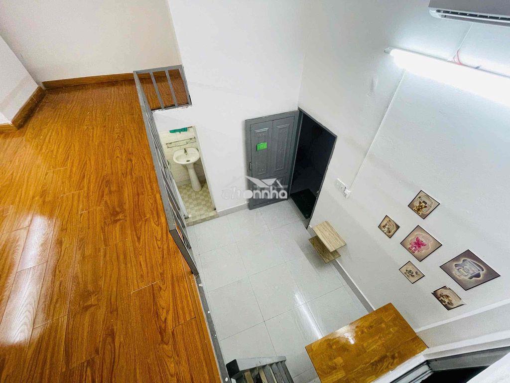Phòng bếp wc cửa sổ máy lạnh *** nhi - 3