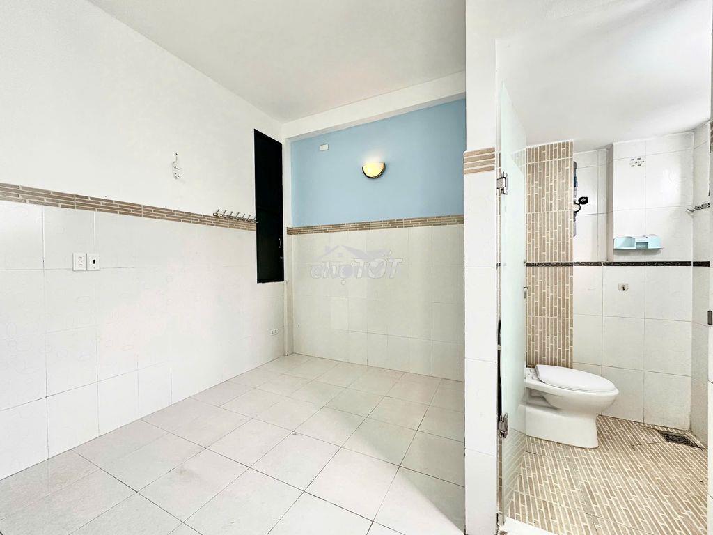 Phòng mới ngay hoàng diệu 2, có thang máy, full nội thất máy lạnh - 3
