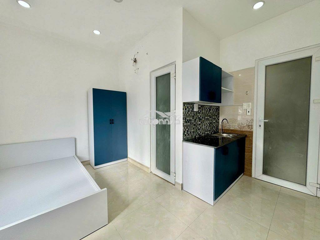 Studio ban công- ngay công viên lê thị riêng - free xe- cực thoáng - 2