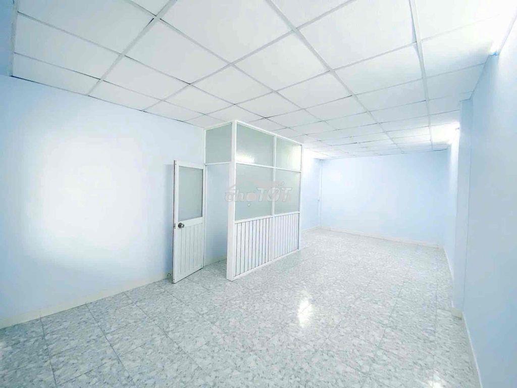 🔥Nhà nguyễn trọng tuyển 1/ sát mặt tiền 3tầng btct sd 70m2 chỉ 4,4ty - 3
