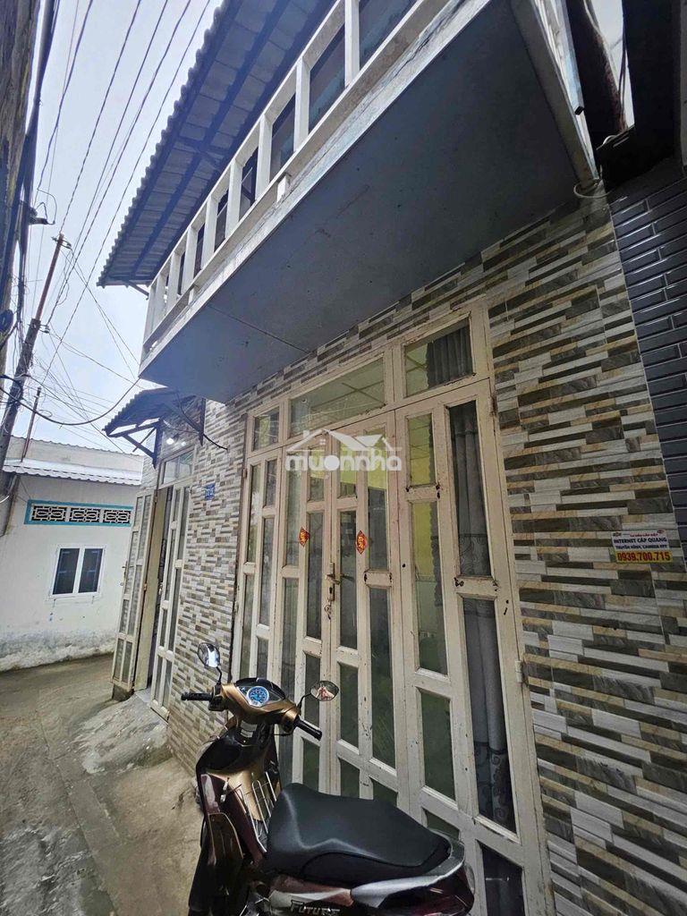 Bán nhà trệt lầu hẻm 131 đường cmt8