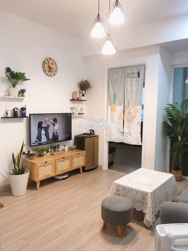 Cần bán căn hộ 2 phòng ngủ dt50m2 giá 2.5 tỷ