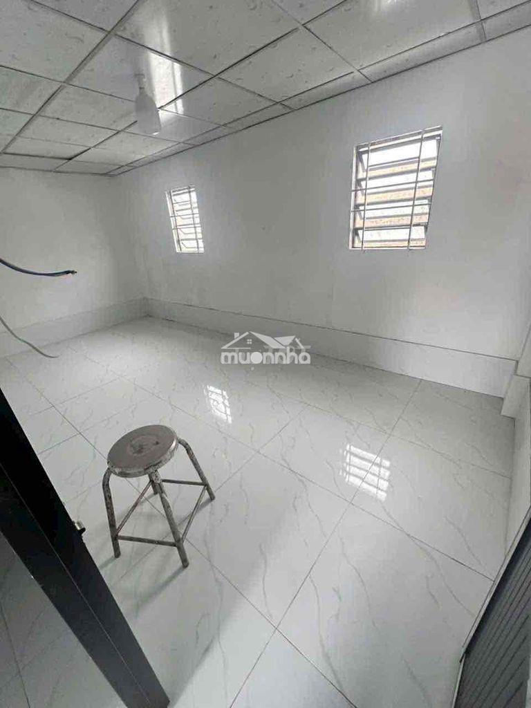 Cho thuê nhà tl 15 mới xây gần. đaij học ng tất 2p ngủ giá 4tr7 /th - 3