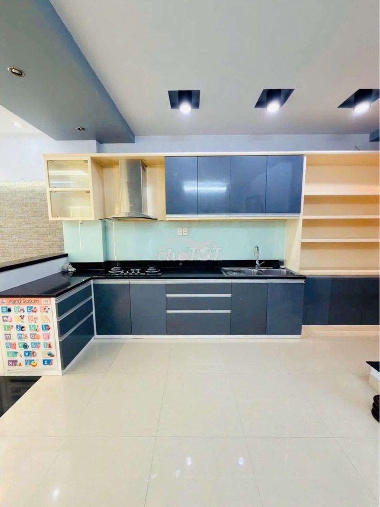 Siêu phẩm nhà đẹp dt lớn, hxh, gần mt đường quang trung- có sân rộng - 4