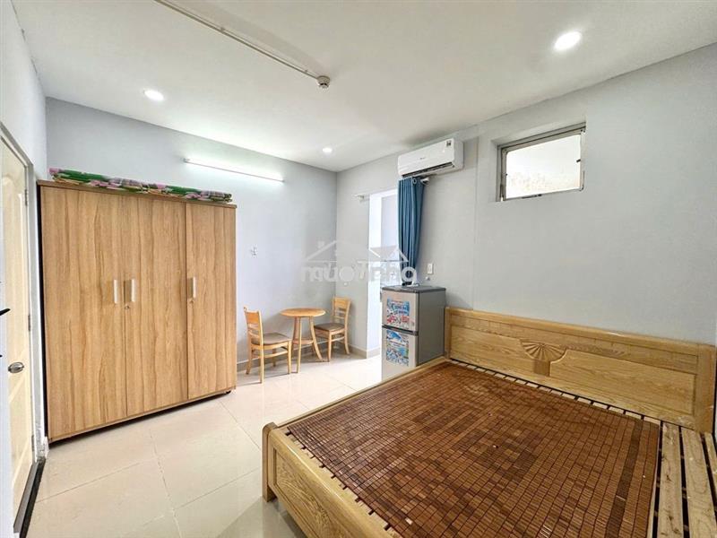 Full nội thất ngay bưu chính viễn thông, ra lê văn việt chỉ 3p đi xe