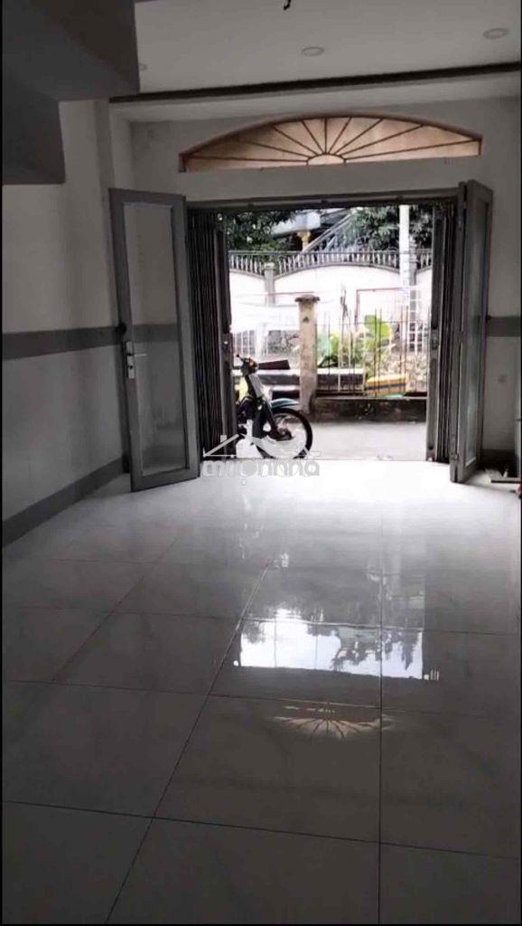 Nhà thuê thích quảng đức 2pn 2wc hxh